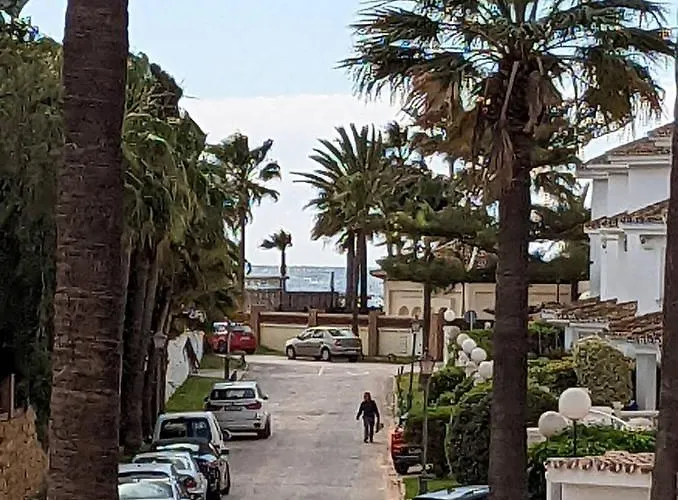 - Playa Alicate 2br * 마르베야