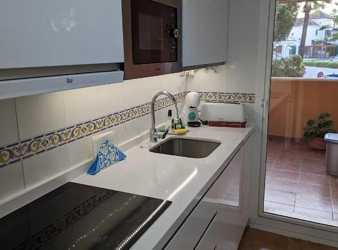 - Playa Alicate 2br Marbella